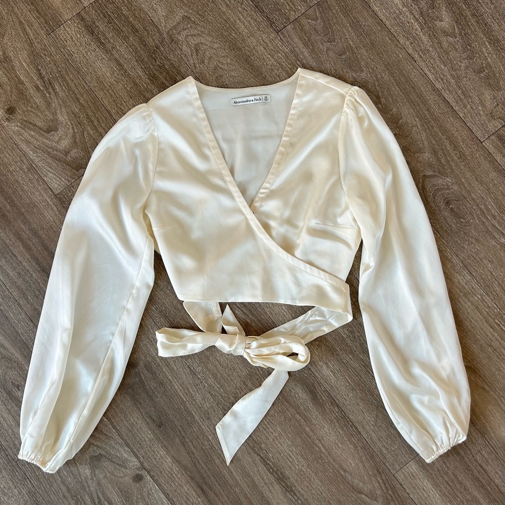 Abercrombie Long Sleeve Satin Wrap Top XS White